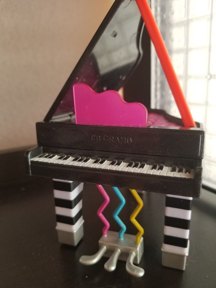 PIANO LoL Surprise Omg Doll Furniture Toy