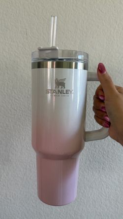 Stanley 40 oz Tumbler - Pink/White Ombré