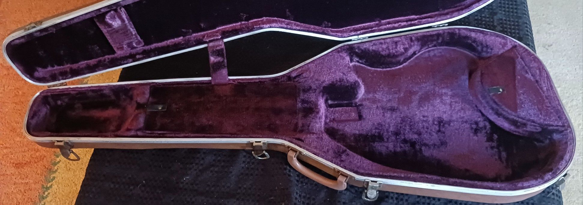 VINTAGE 1970s OVATION BREADWINNER DEACON GUITAR CASE HARD TO FIND CASE