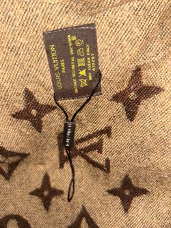 Louis Vuitton cashmere blanket