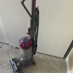 Great Dyson Vacuum 