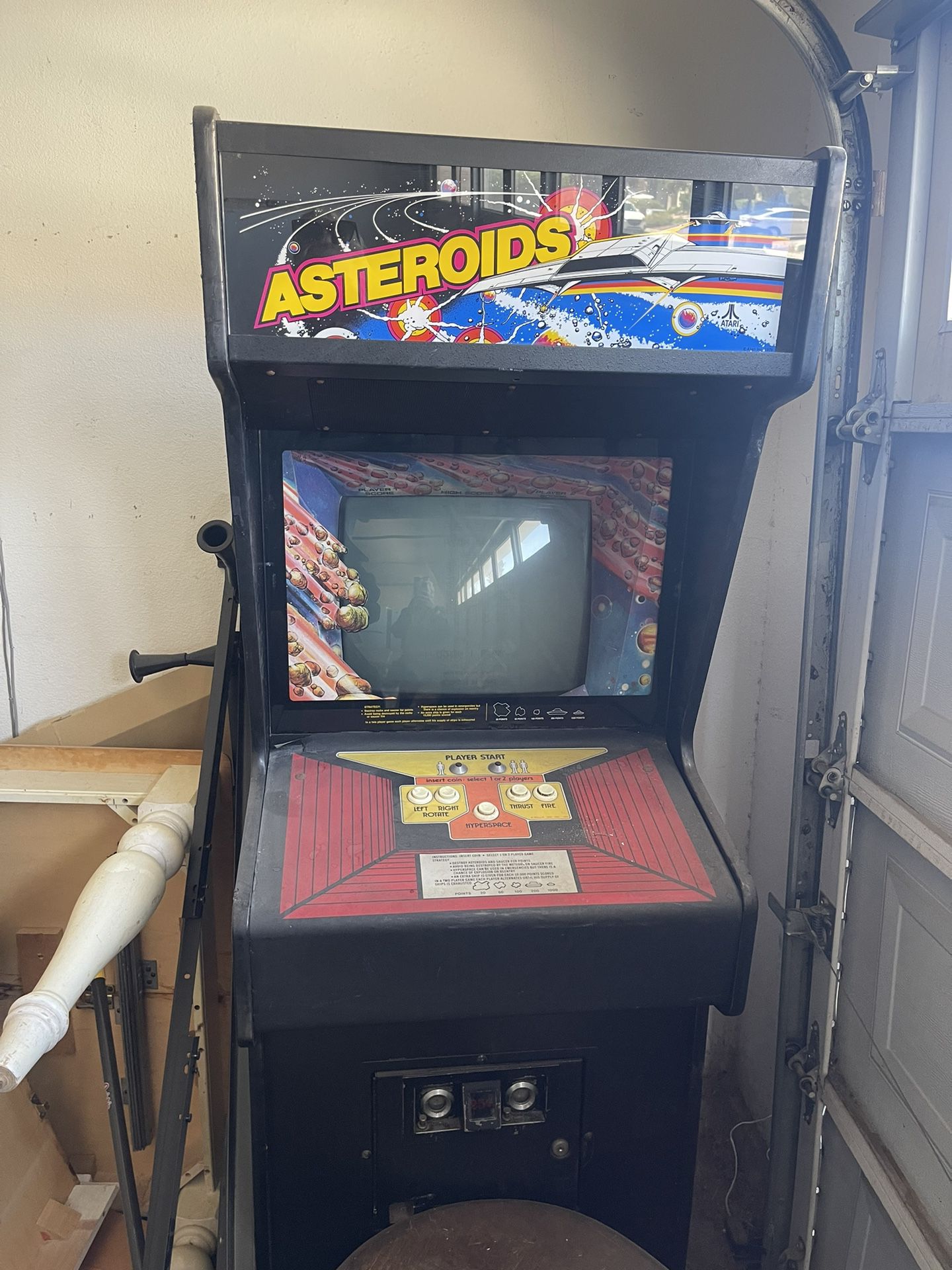 Asteroids Arcade Machine-Atari Inc.