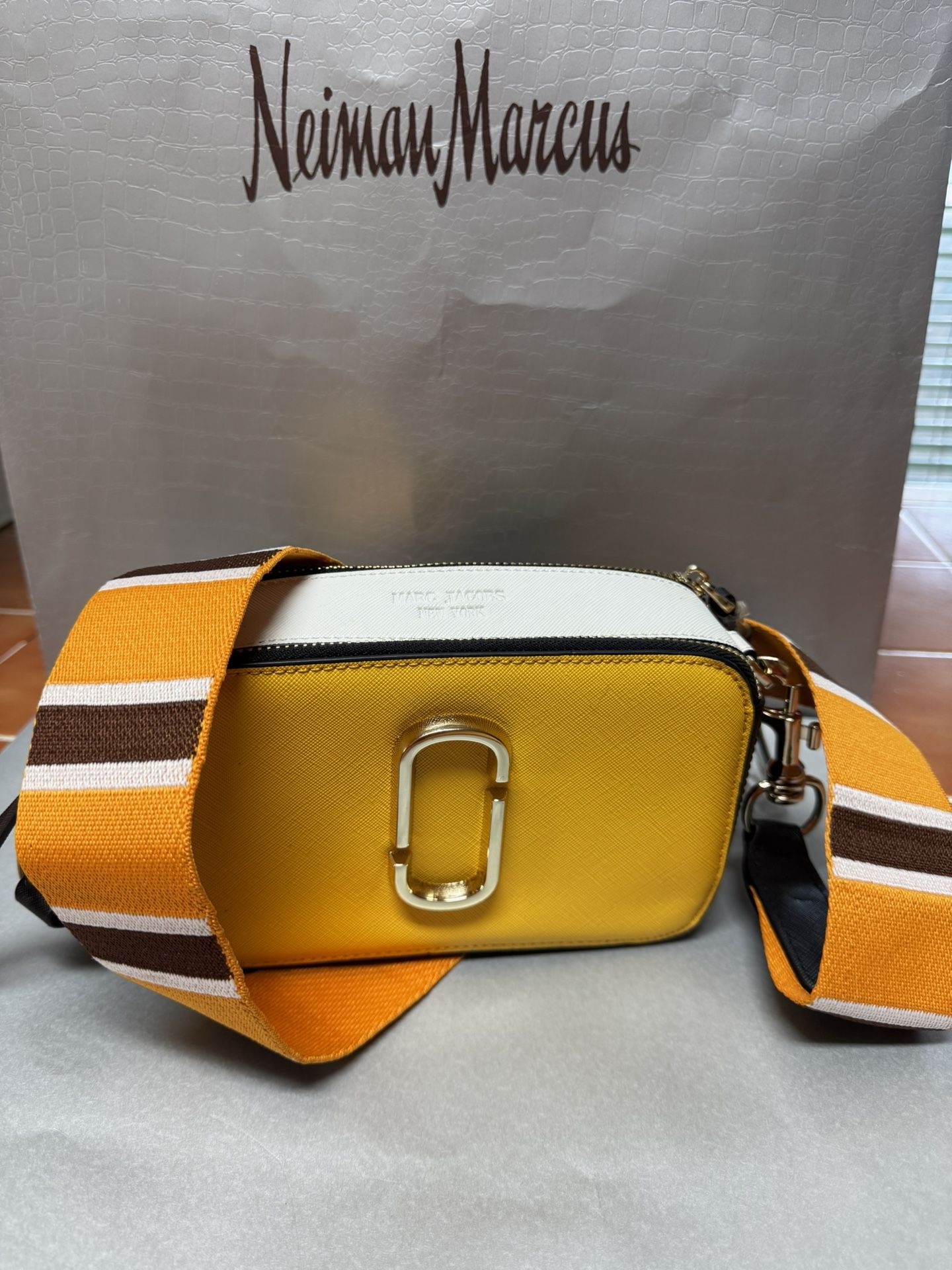 Marc Jacobs “snapshot camera” Bag