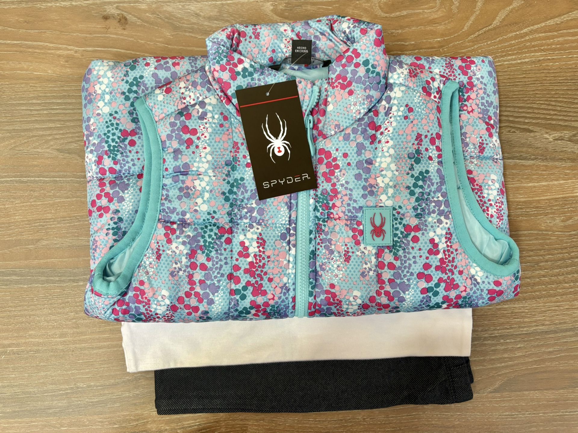 Girls Size 4T 3 Piece New With Tags $10
