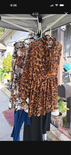 Vestidos de mujer nuevos y semi nuevos slim $45 por todos pueden verlos  o $5 y $3 cada uno