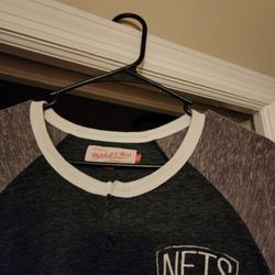 MITCHELL AND NESS ROOKLYN NETS LONG SLEEVE SHIRT 