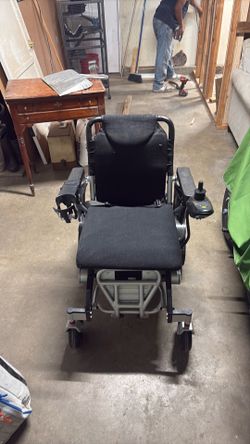 Electric wheel chair