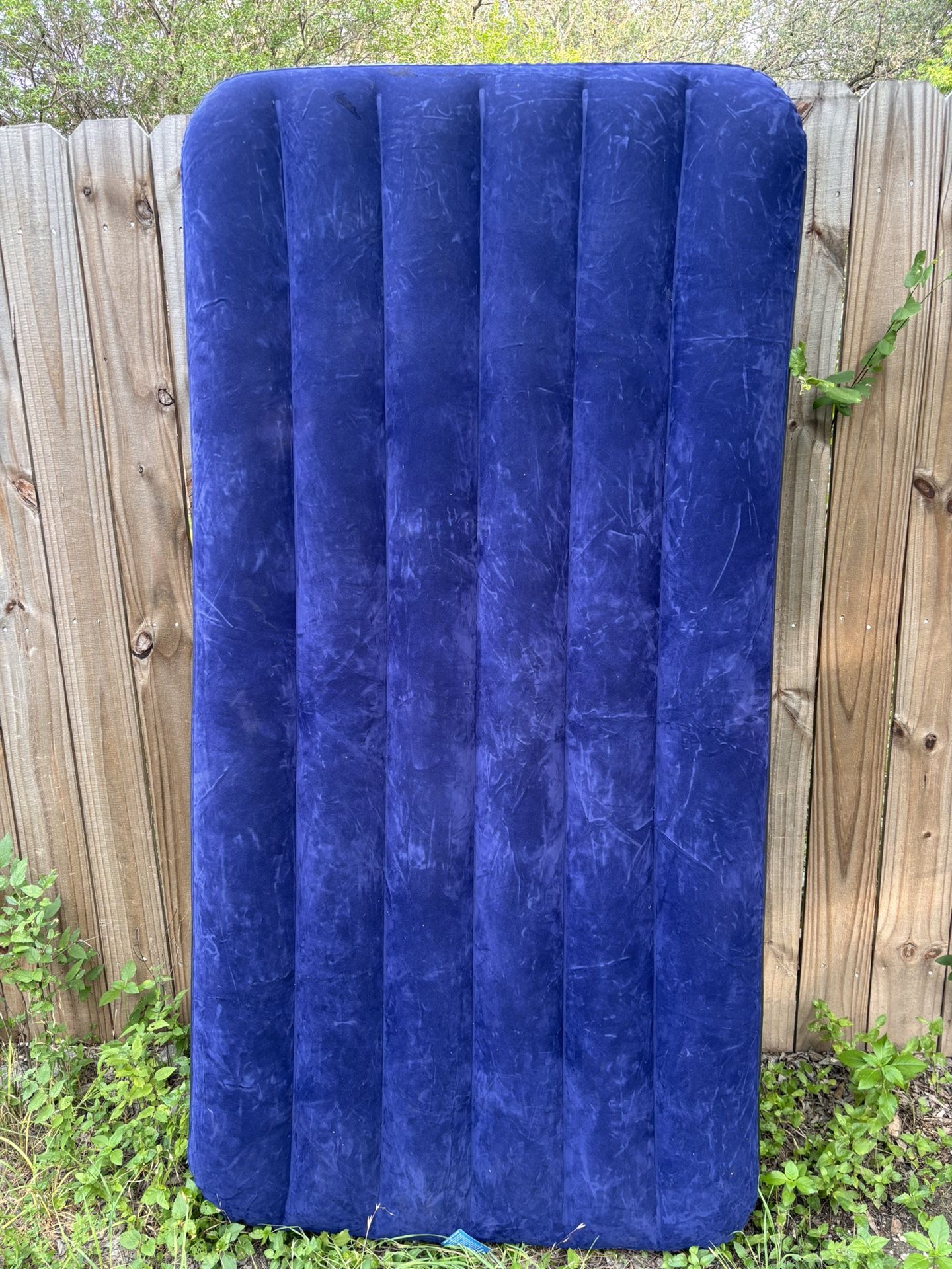 Intex Durabeam 10" Twin Size Air Mattress