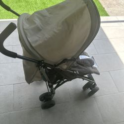 Stroller 