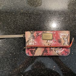 Simply Vera Vera Wang Foldover Wristlet Handbag Clutch Wallet Purse Pink 8x8”