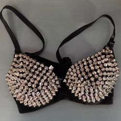 Adult Size M top just $5 