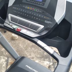 Nice Clean Working 4 Months Old Pro-form Treadmill 