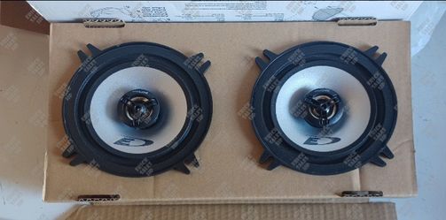 ///////ALPINE 5.25" Or 5 1/4"