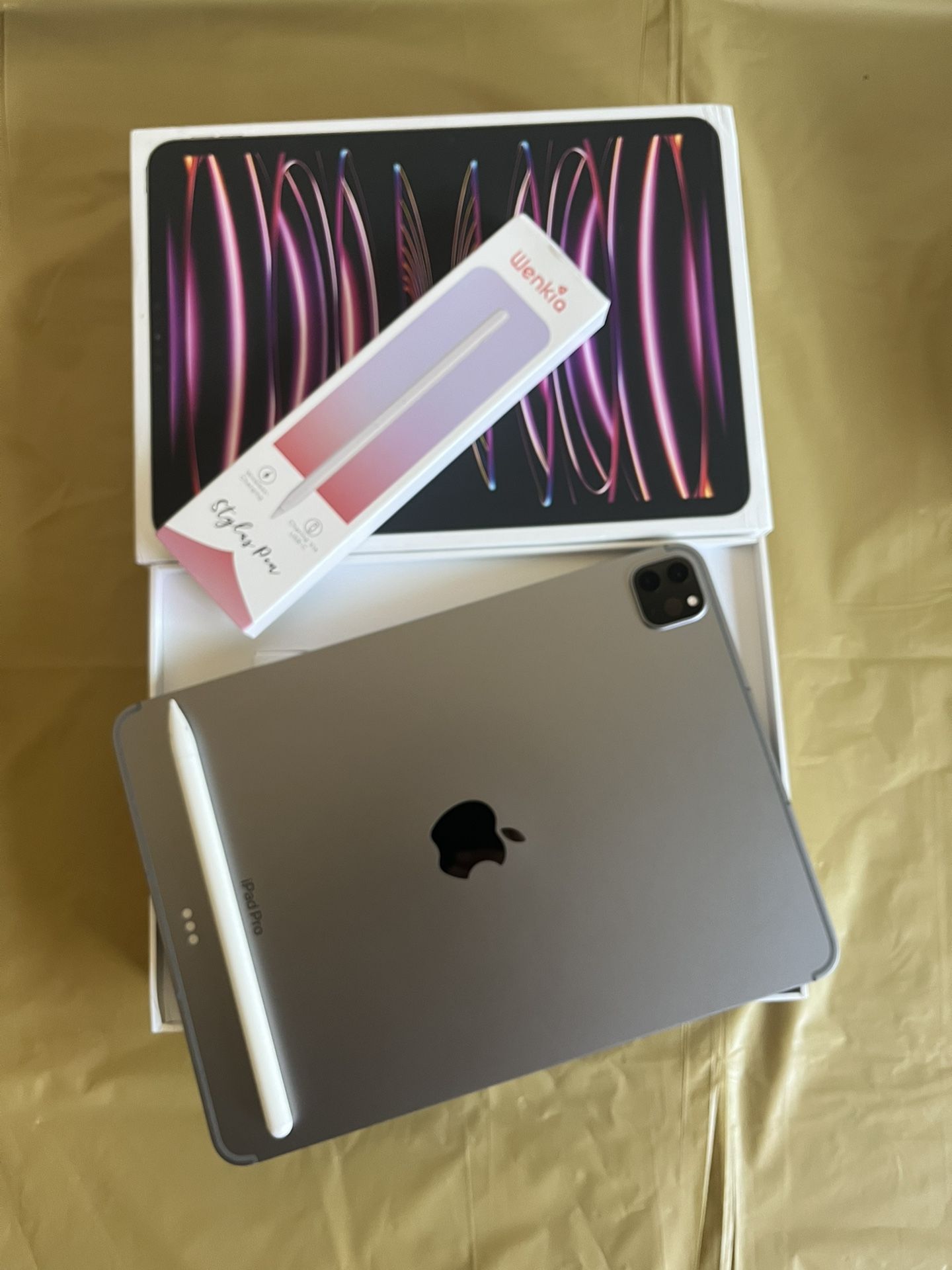 Apple iPad Pro 11” 4th generation (M2 Chip) 128GB WiFi + Cellular