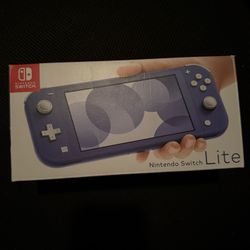 Nintendo Switch Light “blue”