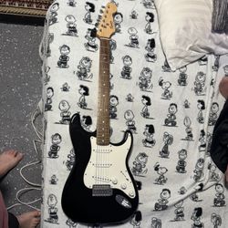 Squier By Fender Stratocaster Strat Electric Guitar