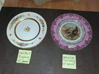 A collection of vintage plates.. must sell as a bundle. All sales final.