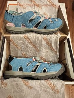 North side Shoes Sz 11 Toddler