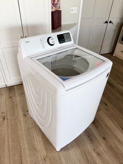 Midea 4.5 Cu.Ft. Top Load Washer with Agitator