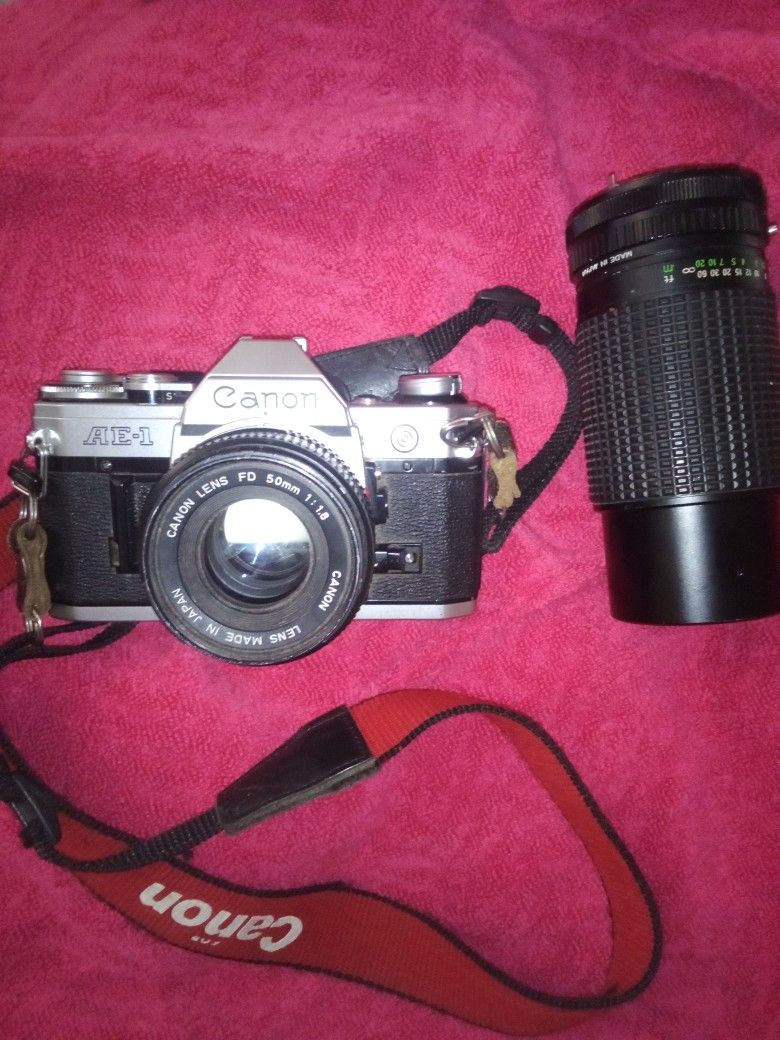 Vintage Canon AE-1 35mm With 50mm Lens With Additional Lens  80-200 mm