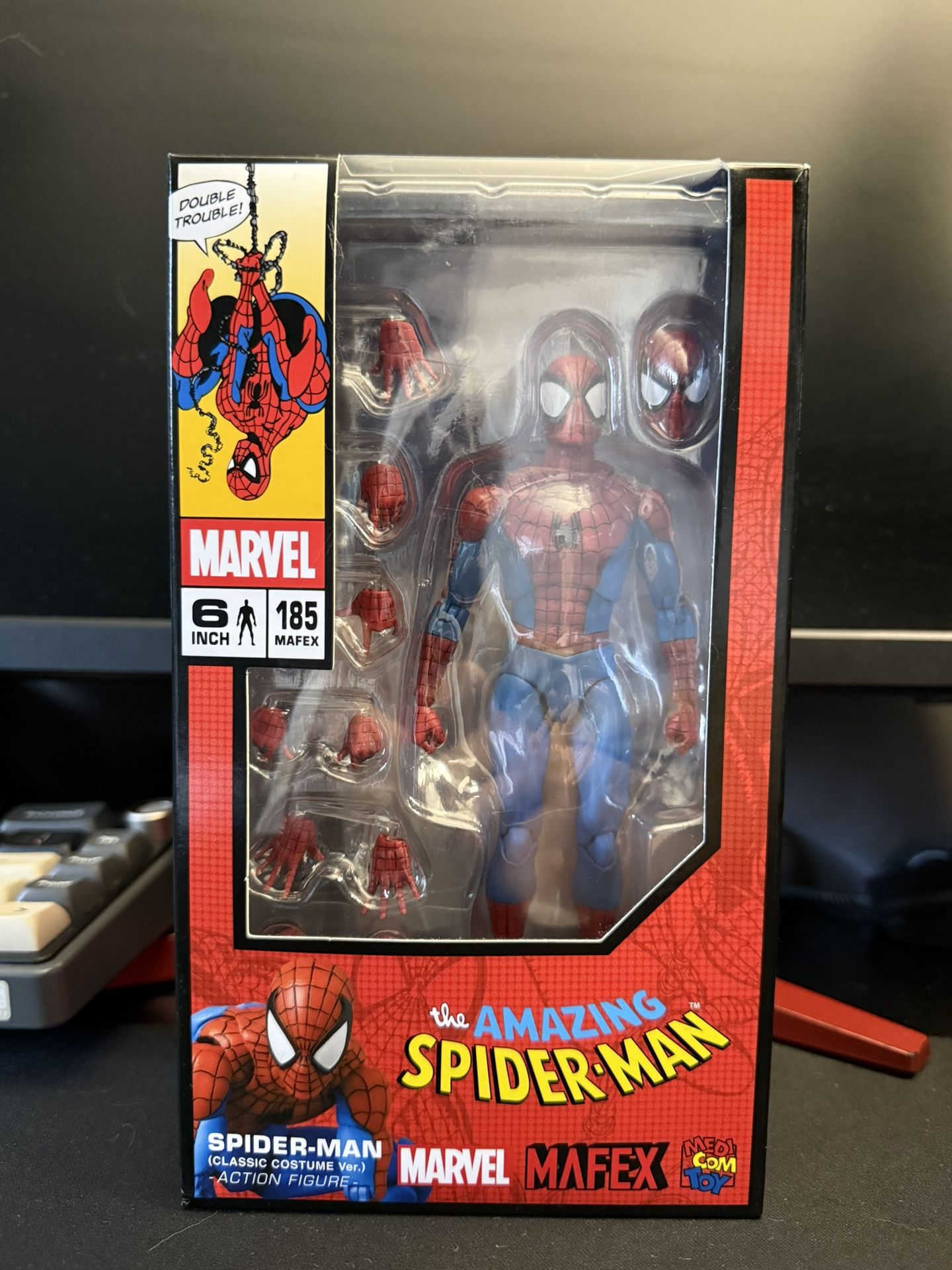 MAFEX Spiderman Figure (Classic Costume)