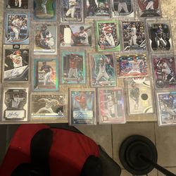 Baseball cards lot