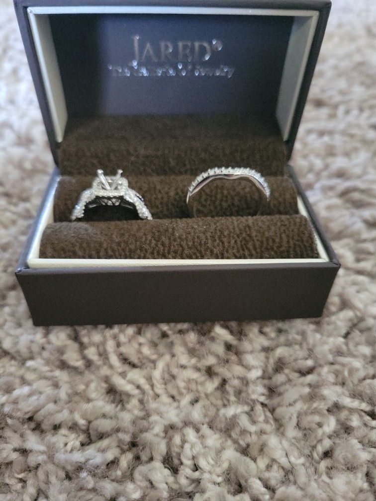 Engagement Ring, With Full/All Papers 