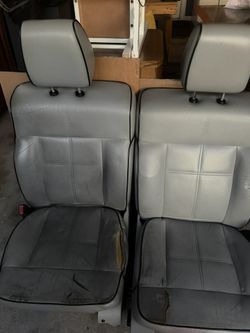 Seats /Asientos