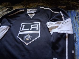 Signed La Kings Quick Jersey 