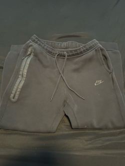 Nike Men’s Grey Tech Fleece