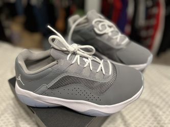 AIR JORDAN 11 CMFT LOW (GS)