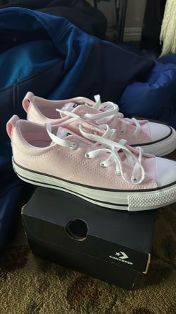 Girls converse size 5