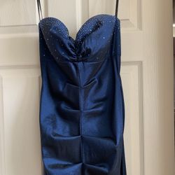 Dress. Wedding Guest Dress /Maxi Dress. Size : 5/6