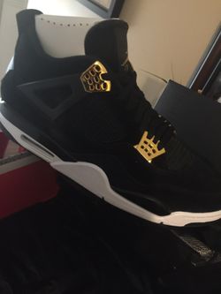 Jordan IV Royalty size 14