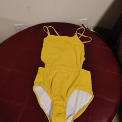 Girls 1 Piece Bathing Suit With Side Cutout Girls Size 16 
