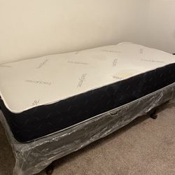 Twin Bed With Metal Frame 