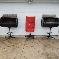 Grill's Are $175.00 Each And Smoker Is $275.00 Nice!!! 625.00 For All 3 Grills Nice!!! 👍