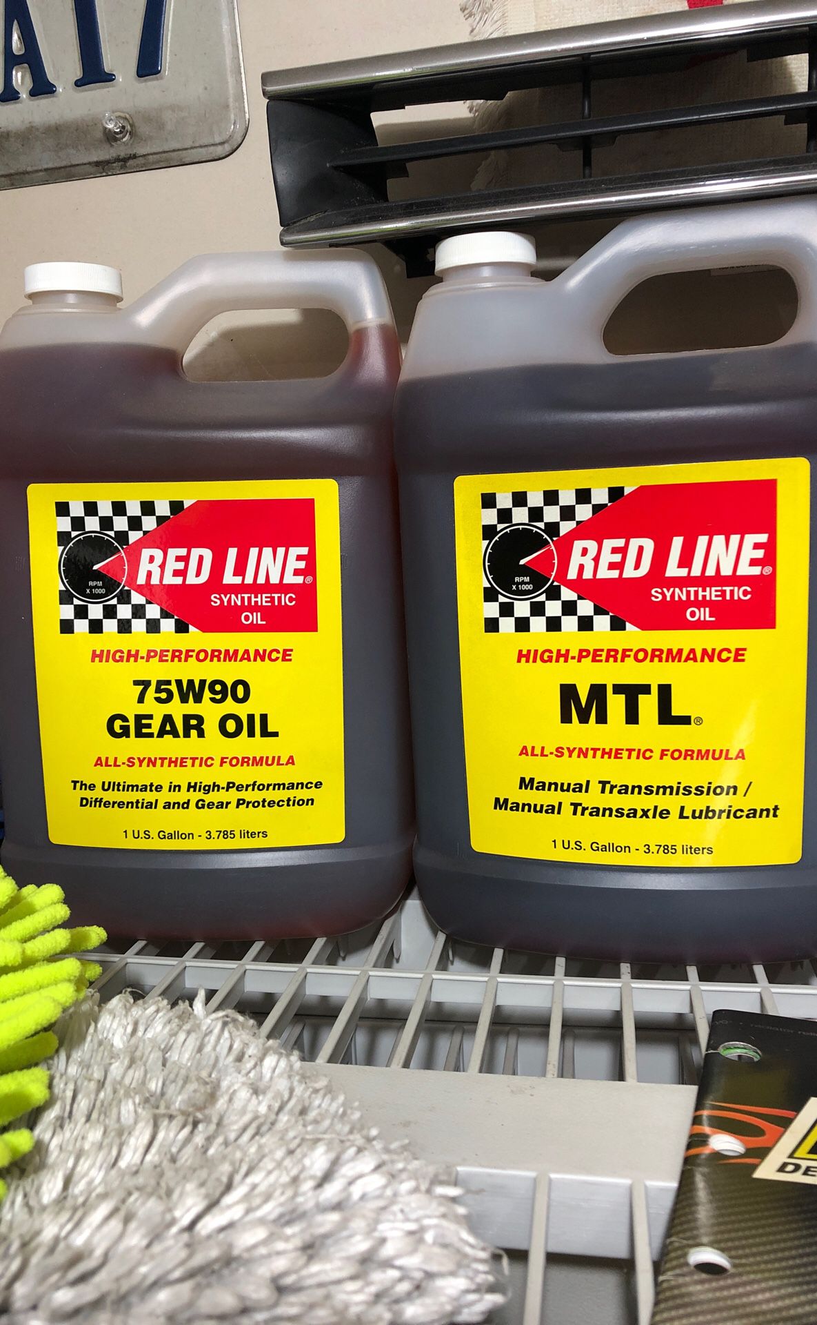 RED LINE Synthetic Oil (High- performance)