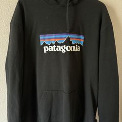 Patagonia P-6 Logo Uprisal Hooded