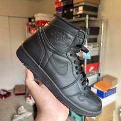 Jordan 1 High OG Black Size 10