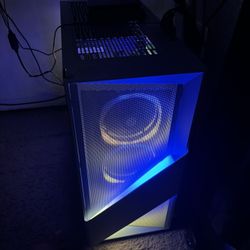 Gaming pc ( EVERYTHING IN DESCRIPTION )