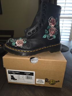 Dr. Marten boots