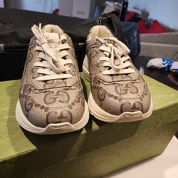 Womens Gucci Shoes 