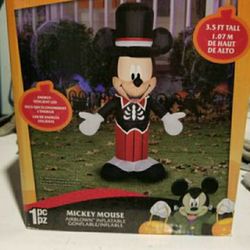 Mickey mouse blow up