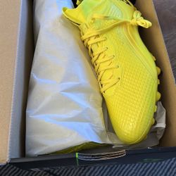 NIB Beastmode B.T.A. Elite Bright Yellow Football Cleats