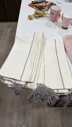 Table runners