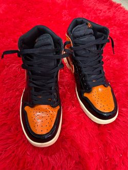 Air Jordan 1 High Shattered Backboard Sneakers