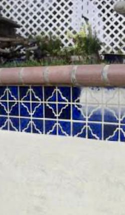 Clean Pool Tile