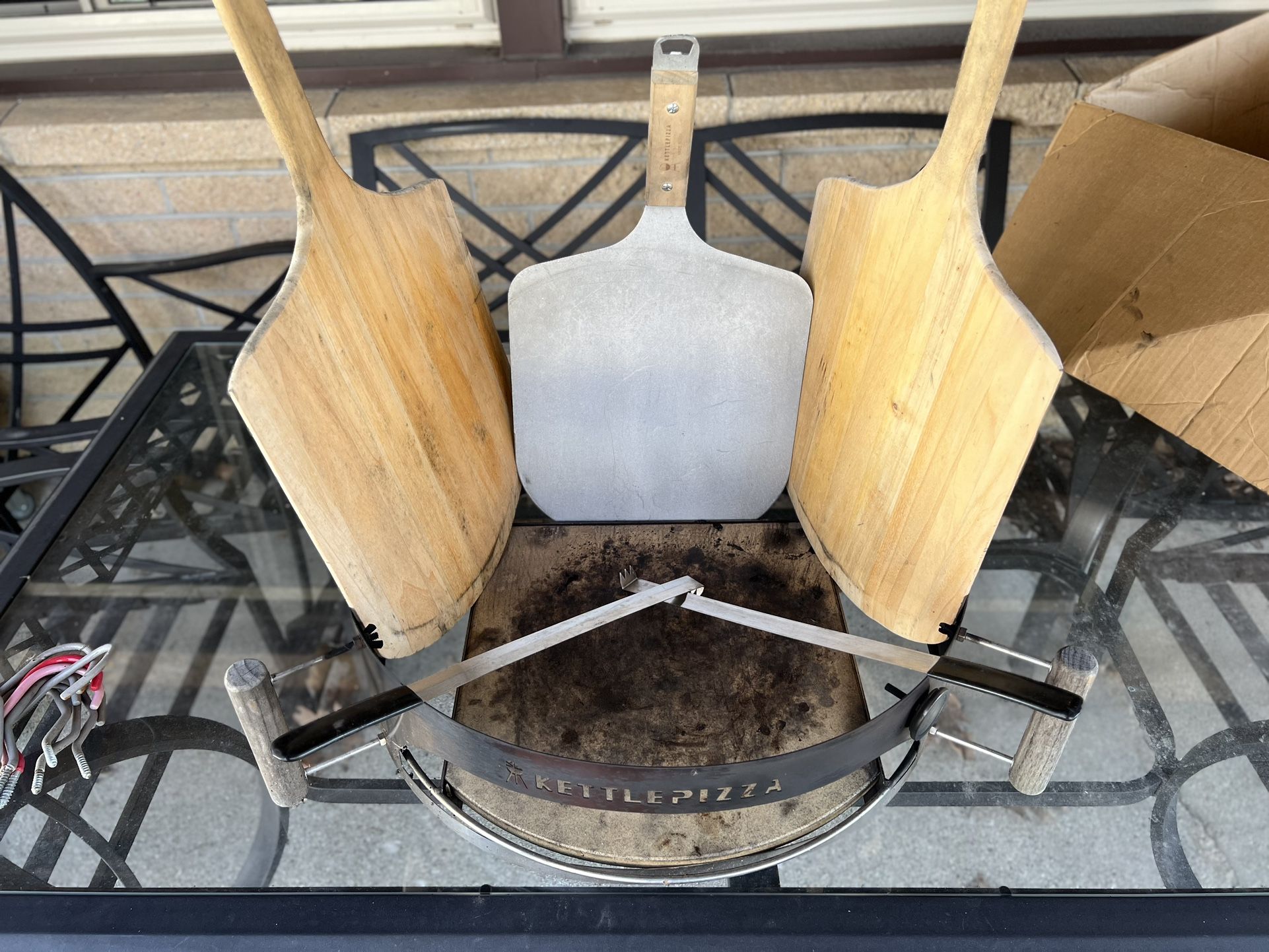 Kettle Pizza Kit 22” Weber