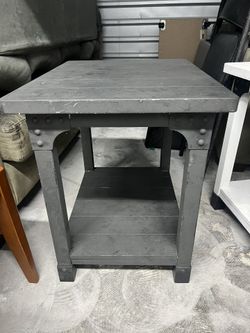 Two Nightstands/End Tables